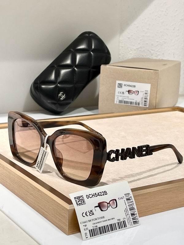 Chanel Sunglasses 521